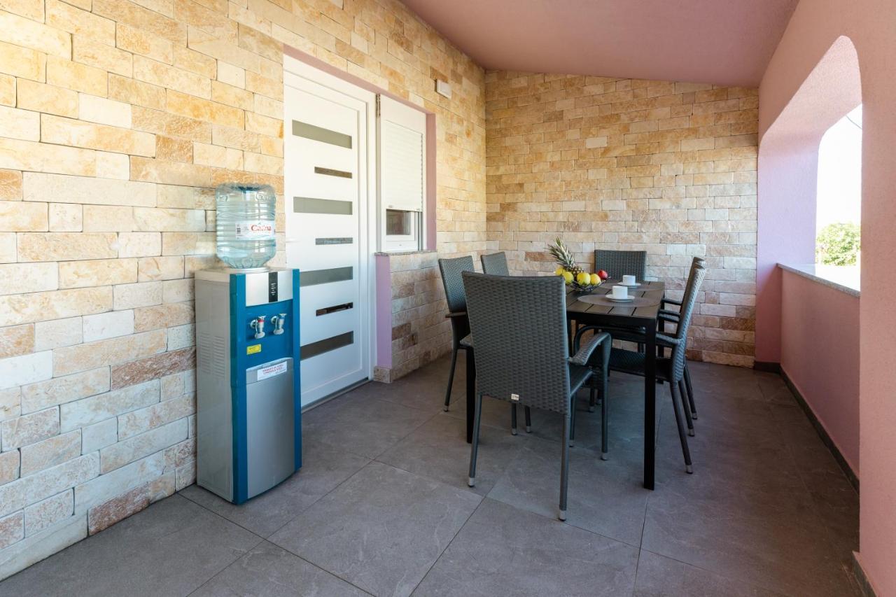Apartman Laura Вир Экстерьер фото